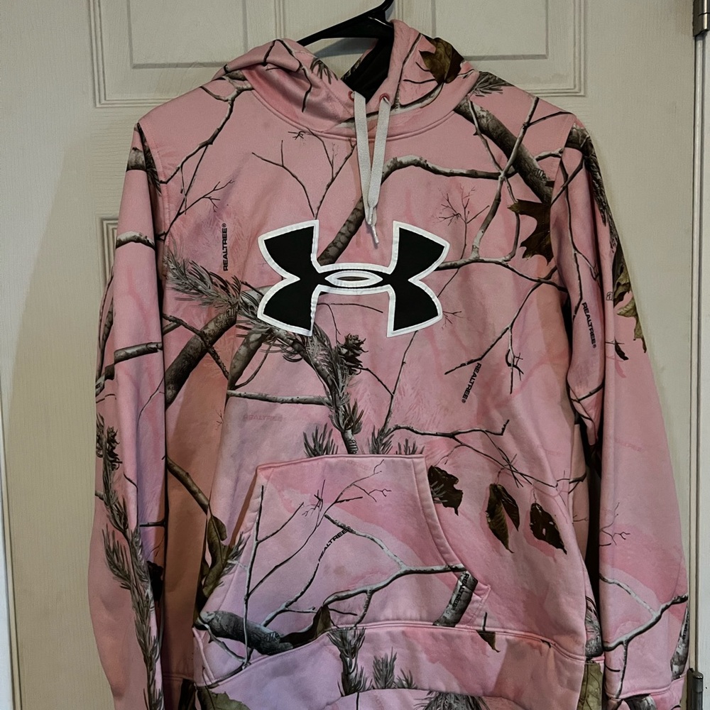 Pink camo sweatshirt